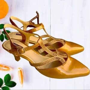 Clearance  ! Alex Marie Gold low heel Shoes